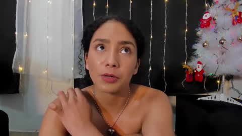 Snapshot of dakota_m01 chatting on December 20, 2024, 8:06 am Dakota online show from December 20, 2024, 8:06 am