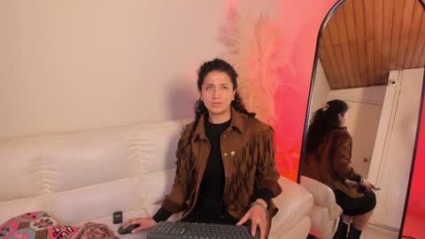 Dakota online show from February 3, 2025, 11:42 am