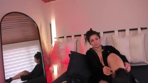 Dakota online show from February 10, 2025, 2:26 pm