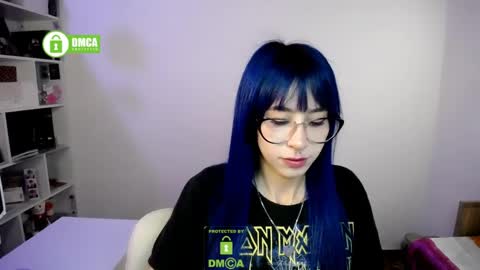 Maca online show from April 14, 2026, 2:23 pm