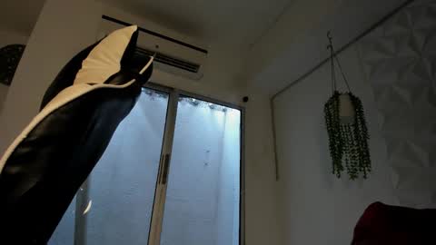 Snapshot of dakota_x18 chatting on September 23, 2025, 7:39 pm dakota_x18 online show from September 23, 2025, 7:39 pm