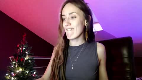 Dalia  online show from December 30, 2024, 10:21 am