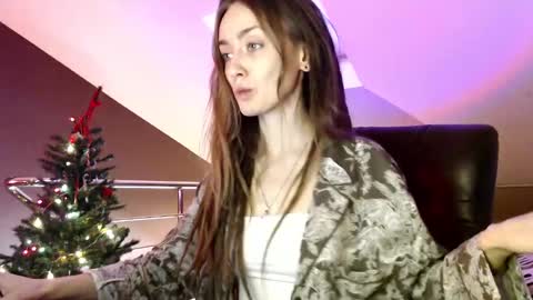 Dalia  online show from January 3, 2025, 10:20 am