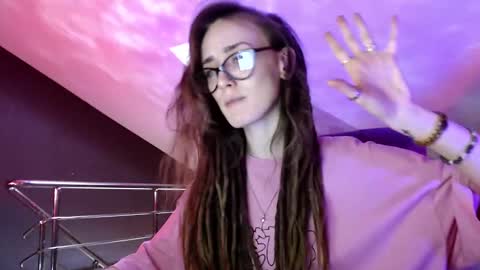 Dalia  online show from February 25, 2025, 10:26 am