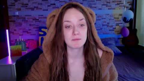 Dalia  online show from February 15, 2026, 9:41 am