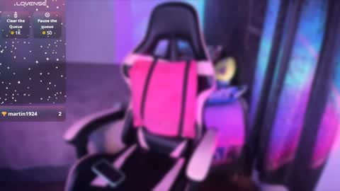 Snapshot of daliaapril22 chatting on April 8, 2026, 1:05 am Dalia April online show from April 8, 2026, 1:05 am