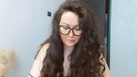Snapshot of dalidayes chatting on July 5, 2026, 4:41 am Dali online show from July 5, 2026, 4:41 am