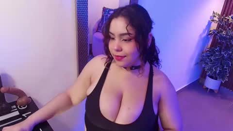 Snapshot of dalila_sky chatting on October 2, 2025, 6:26 pm Dalila online show from October 2, 2025, 6:26 pm