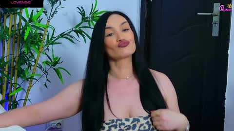 daliyaa_ online show from May 11, 2026, 2:45 pm