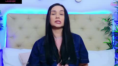 daliyaa_ online show from June 1, 2026, 12:18 pm