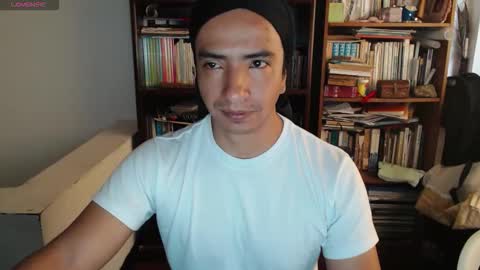 JamesDali online show from November 16, 2025, 1:28 pm