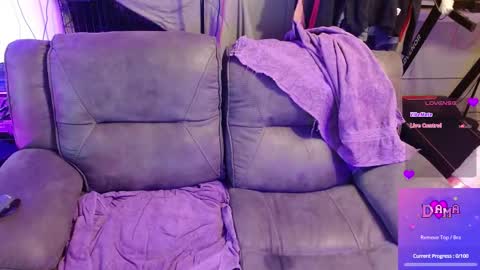 Snapshot of damadevotchka chatting on October 1, 2025, 1:11 am damadevotchka online show from October 1, 2025, 1:11 am