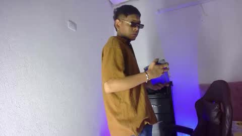 damar_felipe online show from January 11, 2026, 6:02 pm