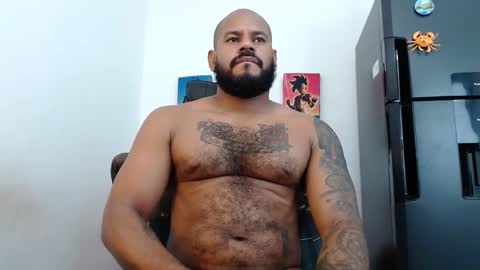 damian64436171 online show from March 5, 2026, 2:51 am