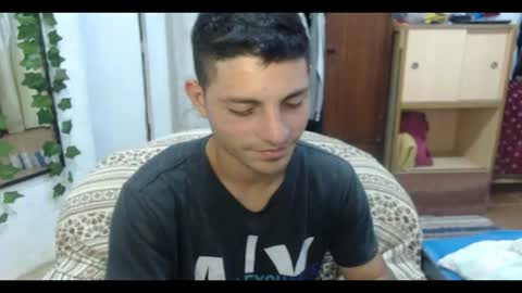 Snapshot of damian_29 chatting on July 20, 2026, 11:29 pm Damian online show from July 20, 2026, 11:29 pm
