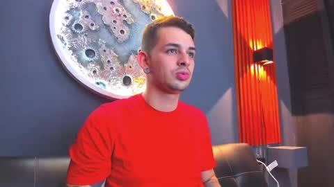 Snapshot of damian__oliver chatting on December 16, 2024, 4:23 am Damian Oliver online show from December 16, 2024, 4:23 am