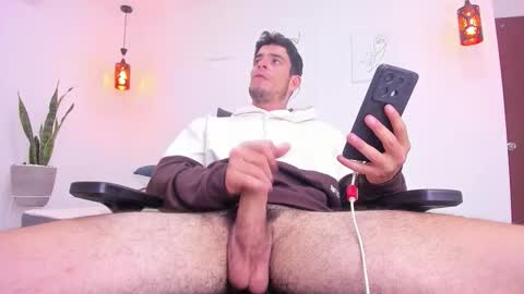 D A M I A N online show from October 20, 2025, 8:42 pm