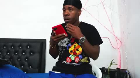 damian_hart_24cm online show from April 13, 2026, 11:05 am