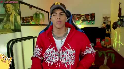 Snapshot of damian_latinxxx chatting on April 19, 2026, 3:06 am Damian online show from April 19, 2026, 3:06 am