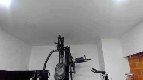 damian_shakur online show from September 20, 2025, 11:28 pm