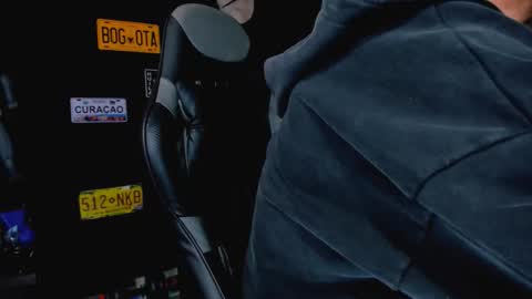 Daamiancox online show from September 17, 2025, 2:41 pm