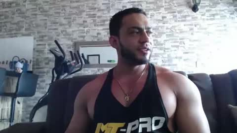 Snapshot of damiannstonexxx chatting on March 4, 2025, 4:09 pm Danny online show from March 4, 2025, 4:09 pm