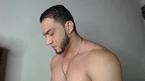 Snapshot of damiannstonexxx chatting on March 5, 2025, 8:21 pm Danny online show from March 5, 2025, 8:21 pm