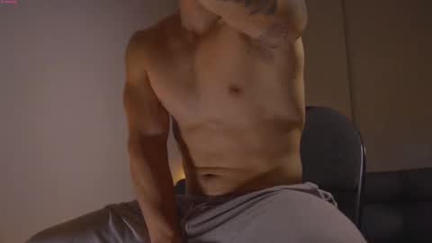 Snapshot of damianow chatting on September 28, 2025, 11:43 pm insta damn8 -------- online show from September 28, 2025, 11:43 pm