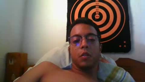 Snapshot of damiansex_4 chatting on January 24, 2025, 7:07 pm Damian online show from January 24, 2025, 7:07 pm