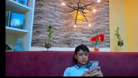 Snapshot of damibright chatting on February 20, 2025, 1:36 am LIAM online show from February 20, 2025, 1:36 am