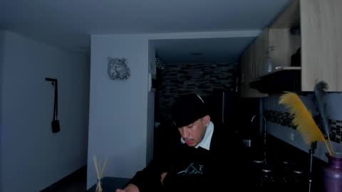 Snapshot of dammianmilleroficial chatting on February 14, 2026, 12:57 pm INSTAGRAM DAMMIANMILLEROFICIAL online show from February 14, 2026, 12:57 pm