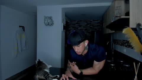 Snapshot of dammianmilleroficial chatting on February 15, 2026, 12:25 pm INSTAGRAM DAMMIANMILLEROFICIAL online show from February 15, 2026, 12:25 pm