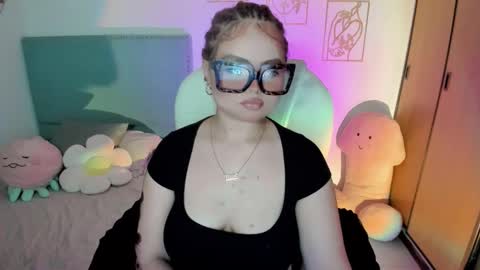 Criss online show from November 2, 2025, 2:14 am