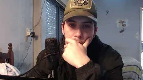 Snapshot of damon_hell chatting on July 9, 2026, 12:20 pm Damon online show from July 9, 2026, 12:20 pm