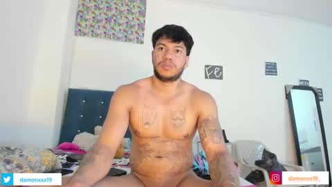 Snapshot of damonxxx1 chatting on January 29, 2025, 8:56 pm Damon online show from January 29, 2025, 8:56 pm