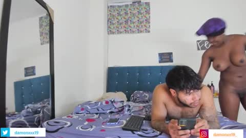 Snapshot of damonxxx1 chatting on February 6, 2025, 3:20 pm Damon online show from February 6, 2025, 3:20 pm