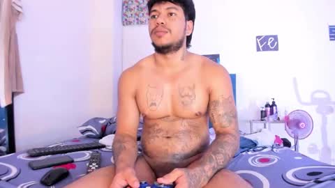 Snapshot of damonxxx1 chatting on February 14, 2025, 6:02 am Damon online show from February 14, 2025, 6:02 am