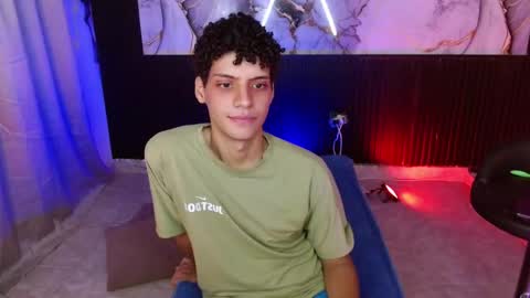 Snapshot of dan_sweetboy chatting on November 1, 2025, 9:17 pm Daniel online show from November 1, 2025, 9:17 pm