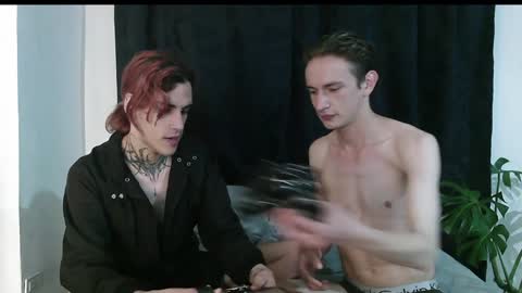 Dan and Noah online show from December 25, 2024, 5:37 am