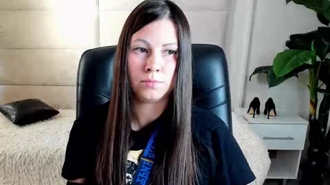 Snapshot of dana_dom chatting on October 24, 2025, 2:52 am Dana Dom online show from October 24, 2025, 2:52 am