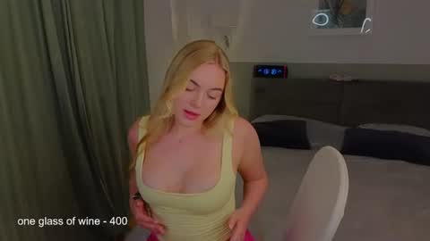 Snapshot of dana_love0 chatting on July 31, 2026, 7:02 pm Dana online show from July 31, 2026, 7:02 pm