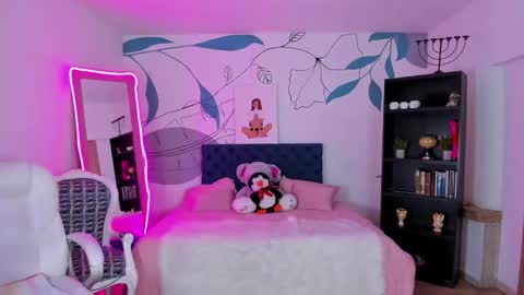 dana_paula online show from March 1, 2026, 11:56 am