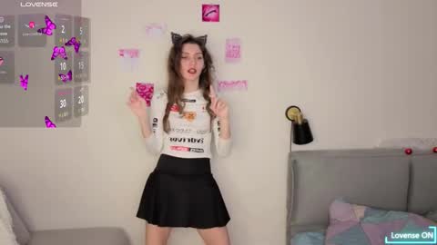 danaaddams online show from March 21, 2026, 9:51 pm