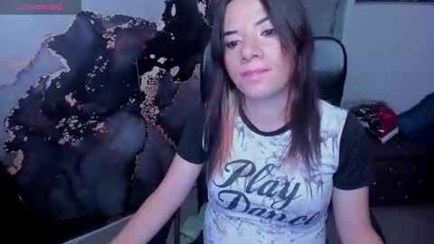 Danaa Rey online show from December 17, 2025, 11:05 am