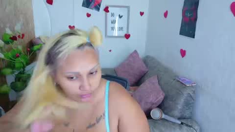 danalaleska online show from January 17, 2026, 4:06 am