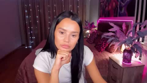 DanaMiers online show from October 9, 2025, 4:54 am