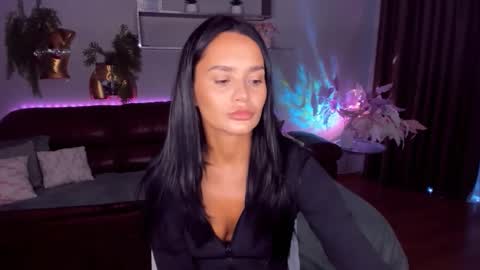 DanaMiers online show from June 2, 2026, 3:52 am