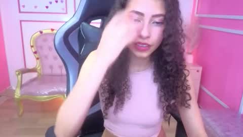 Danatella  online show from December 17, 2025, 1:00 am