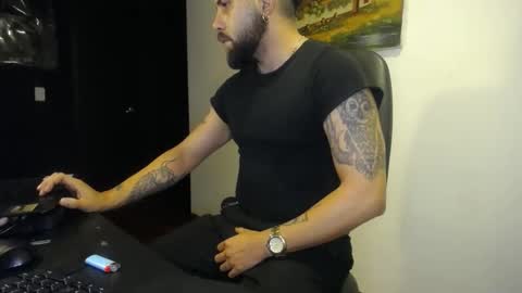 Snapshot of danbury44 chatting on September 19, 2025, 6:37 am danbury online show from September 19, 2025, 6:37 am