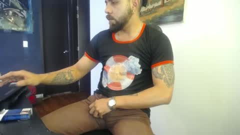 Snapshot of danbury44 chatting on September 19, 2025, 9:26 pm danbury online show from September 19, 2025, 9:26 pm